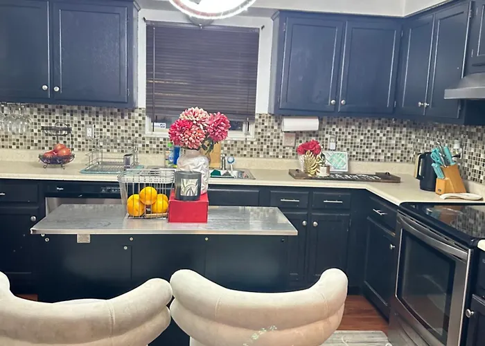 Comfortable King Bedroom Within A With Hosts Guest house Columbus