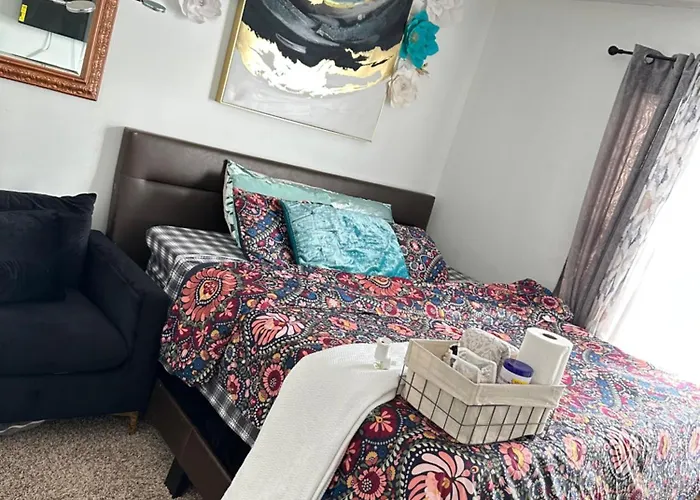 Comfortable King Bedroom Within A With Hosts